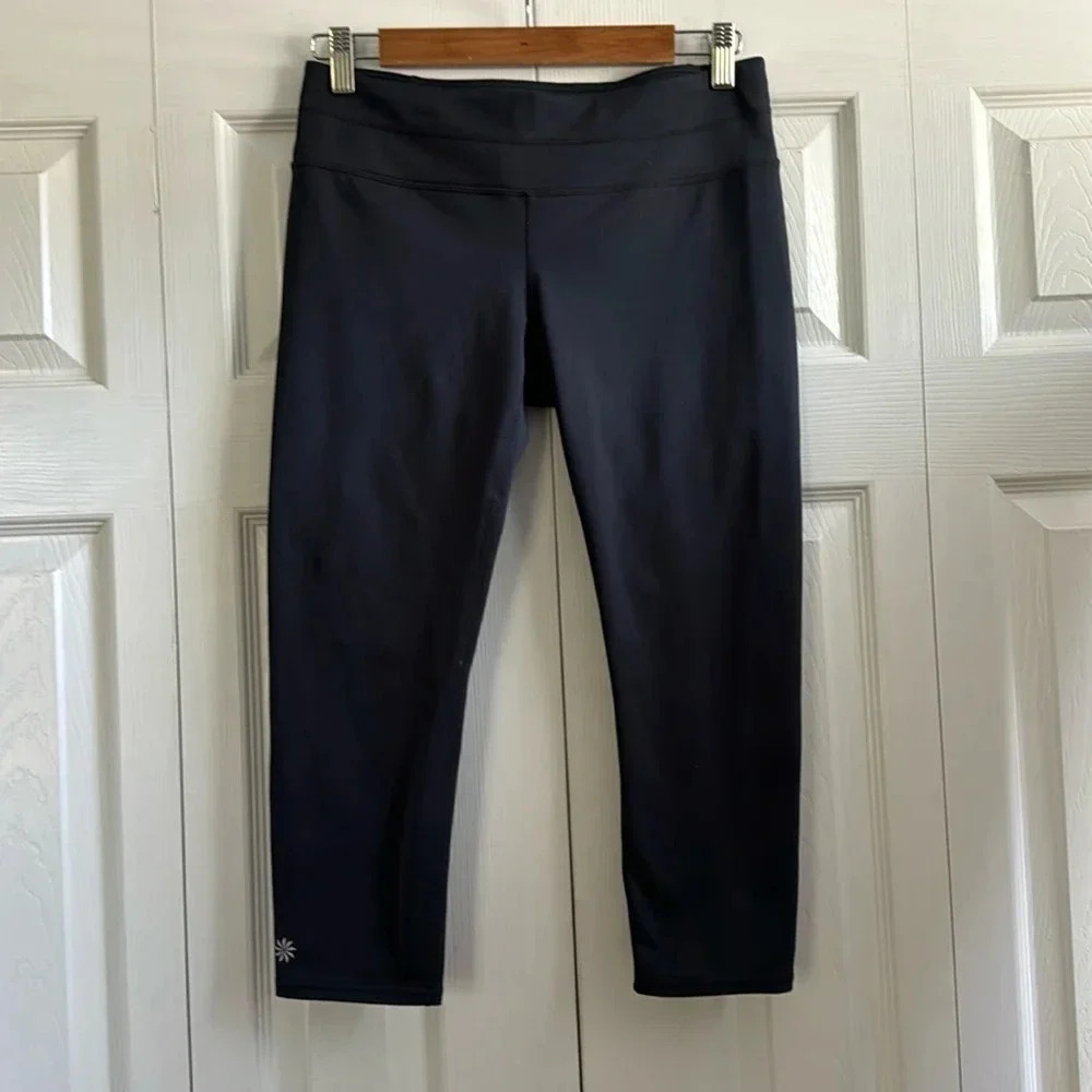 Athleta Leggings Dark Gray Capri Low Rise Back Pocket Zipper size M